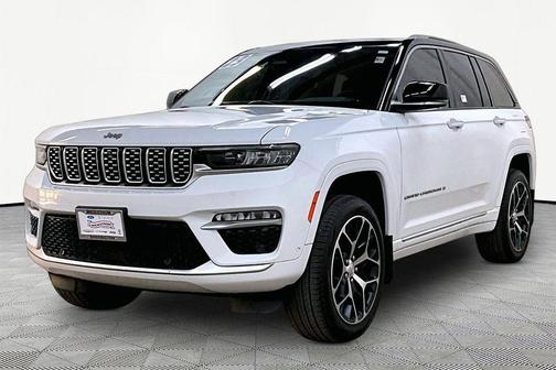 2023 Jeep Grand Cherokee Summit