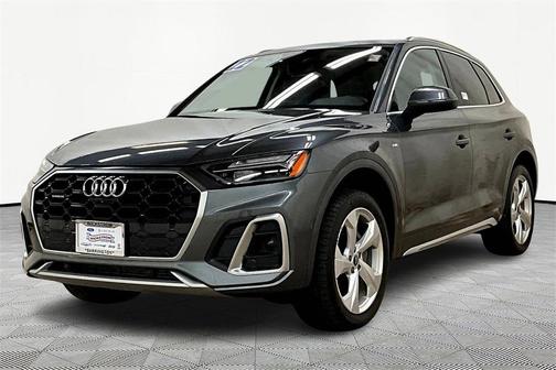 2022 Audi Q5 45 S line Premium Plus