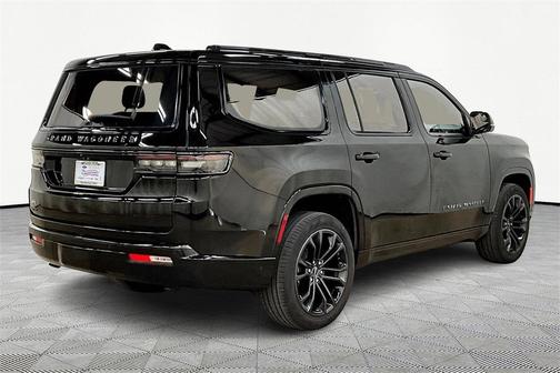 2023 Jeep Grand Wagoneer Series III