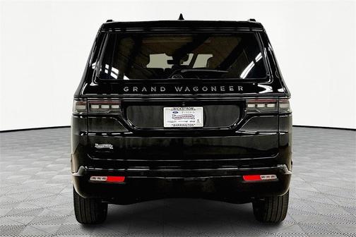 2023 Jeep Grand Wagoneer Series III