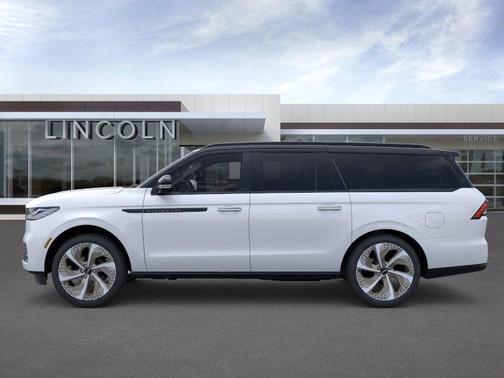 2025 Lincoln Navigator L Black Label