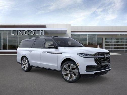 2025 Lincoln Navigator L Black Label