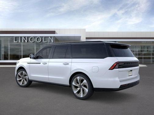 2025 Lincoln Navigator L Black Label