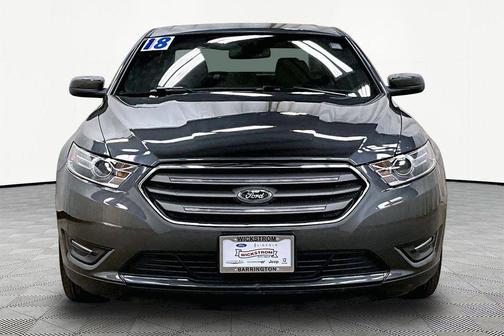 Magnetic 2018 Ford Taurus SEL