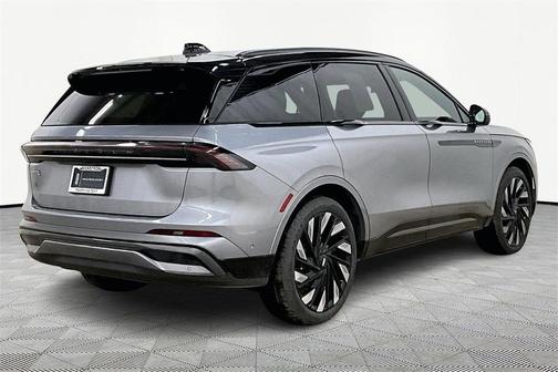 2024 Lincoln Nautilus Reserve