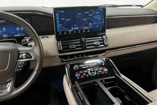 2022 Lincoln Navigator L Reserve