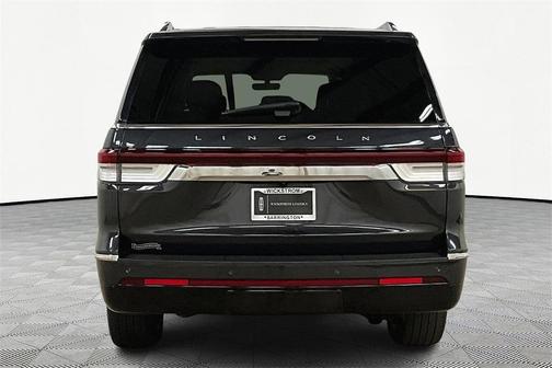 2022 Lincoln Navigator L Reserve