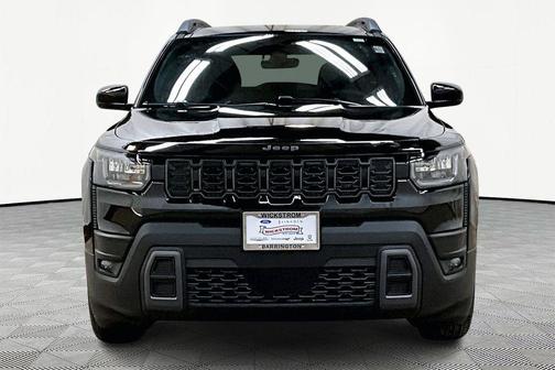 Diamond Black 2026 Jeep Cherokee LAREDO/LIMITED