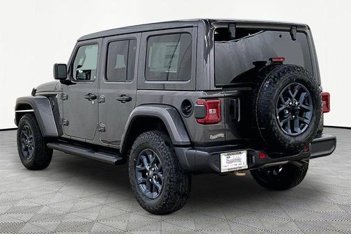 Granite Crystal Clearcoat Metallic 2026 Jeep Wrangler Sport
