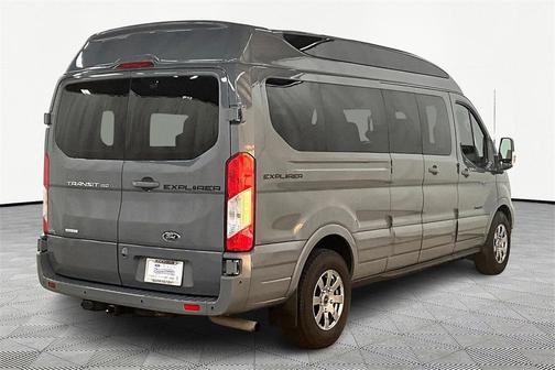 2022 Ford Transit-150 LIMITED SE