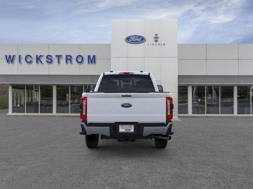 Oxford White 2026 Ford F-250 Lariat
