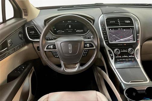 2019 Lincoln Nautilus Reserve