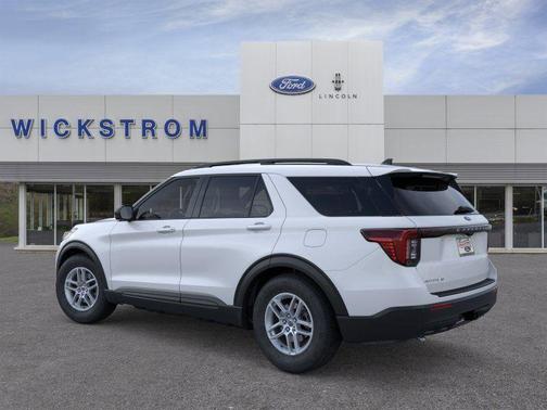 Space White Metallic 2026 Ford Explorer Active