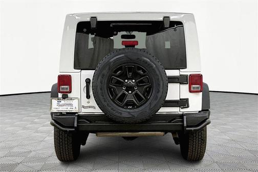 2013 Jeep Wrangler Sahara