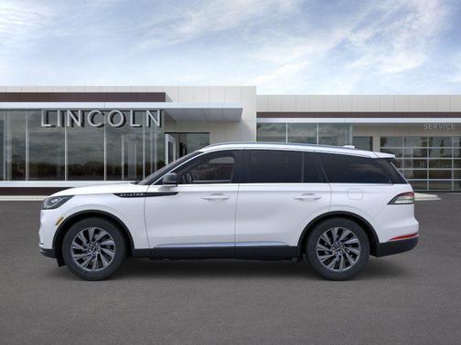 Pristine White 2026 Lincoln Aviator Premiere