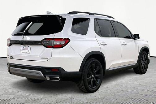 2023 Honda Pilot Touring