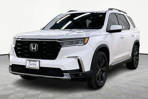 2023 Honda Pilot Touring