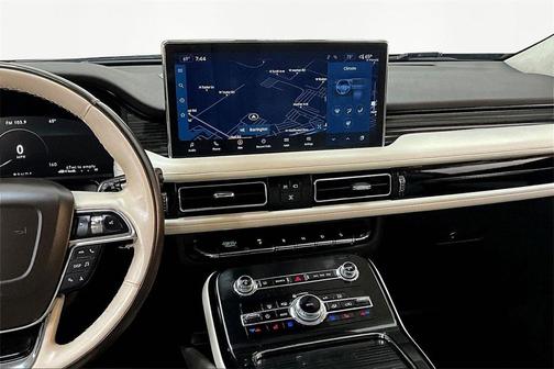 2022 Lincoln Nautilus Black Label