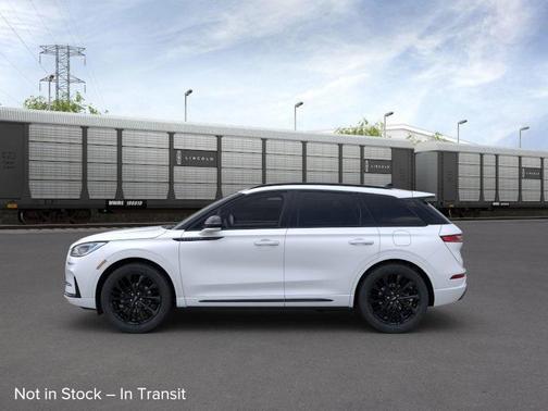 2025 Lincoln Corsair Premiere