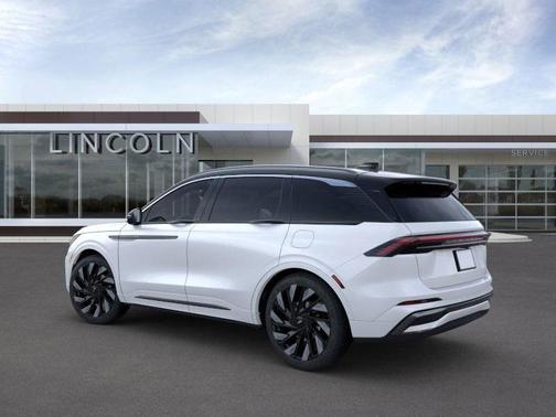 2025 Lincoln Nautilus Black Label
