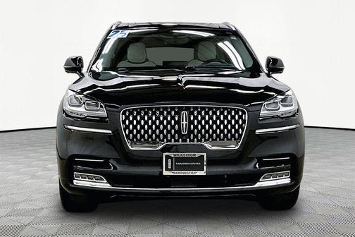 Infinite Black Metallic 2023 Lincoln Aviator Black Label AWD