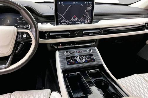 Infinite Black Metallic 2023 Lincoln Aviator Black Label AWD