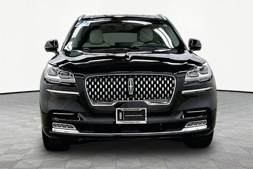 Infinite Black Metallic 2023 Lincoln Aviator Black Label AWD