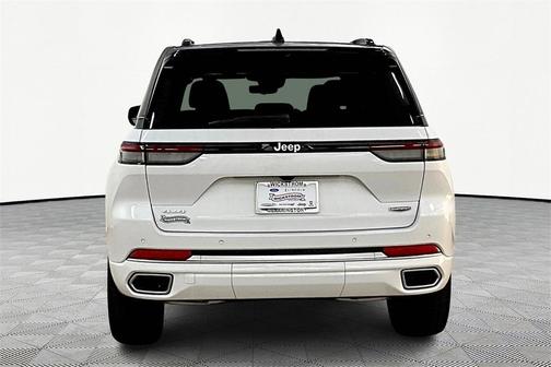 2025 Jeep Grand Cherokee Summit