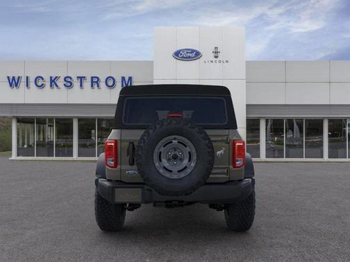 2025 Ford Bronco Base