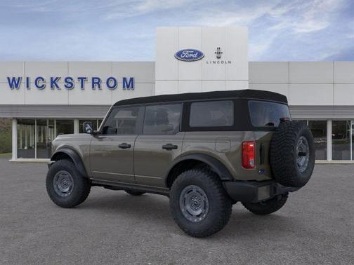 2025 Ford Bronco Base