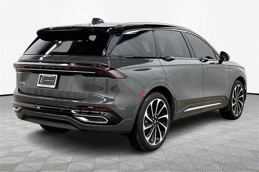 2024 Lincoln Nautilus Black Label