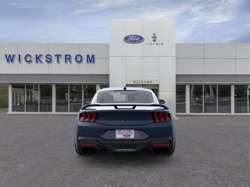 2025 Ford Mustang Dark Horse