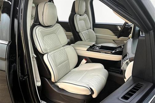 2021 Lincoln Navigator Black Label