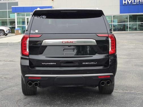 Onyx Black 2021 GMC Yukon Denali