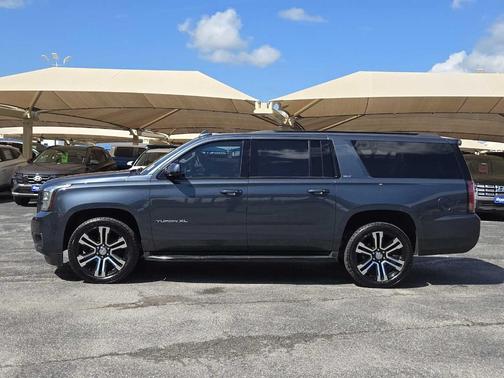 2020 GMC Yukon XL SLT