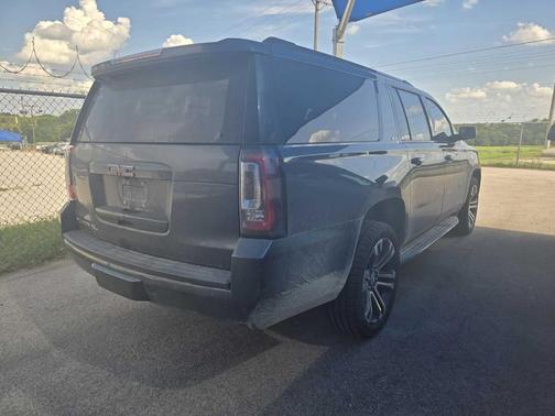2020 GMC Yukon XL SLT