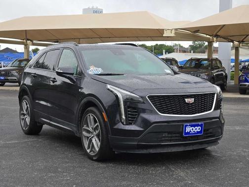 2022 Cadillac XT4 Sport