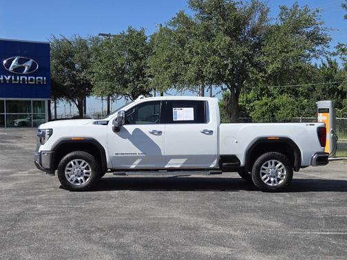 2024 GMC Sierra 2500 SLT