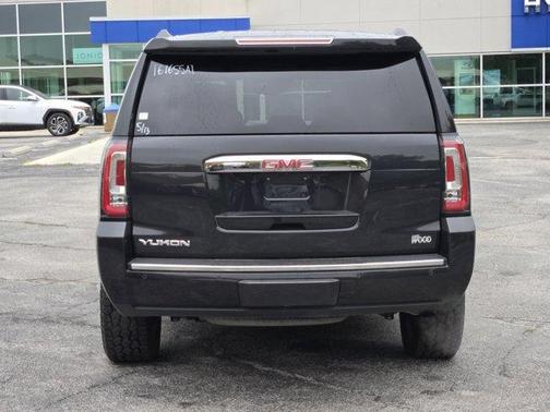 Carbon Black Metallic 2020 GMC Yukon Denali