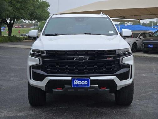 Iridescent Pearl Tricoat 2024 Chevrolet Tahoe Z71