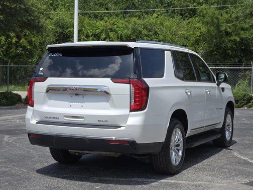 2021 GMC Yukon SLT