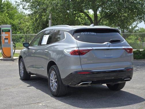 2024 Buick Enclave Essence