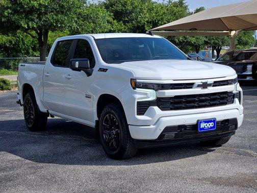 Summit White 2026 Chevrolet Silverado 1500 RST