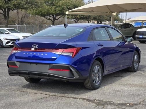 2026 Hyundai ELANTRA HEV Blue