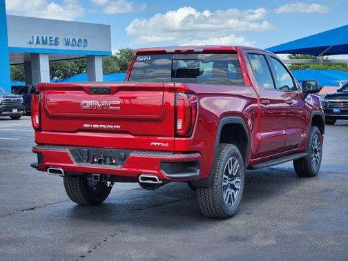 2025 GMC Sierra 1500 AT4