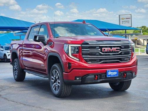 2025 GMC Sierra 1500 AT4