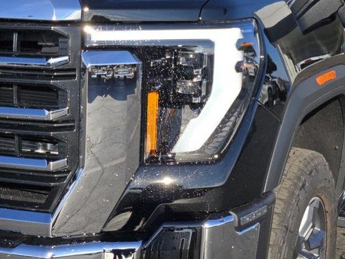 2026 GMC Sierra 2500 SLT