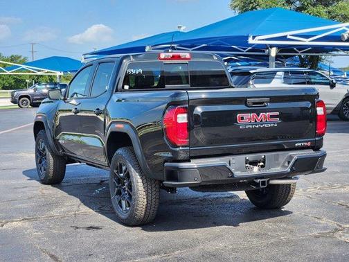 2025 GMC Canyon AT4