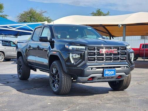 2025 GMC Canyon AT4