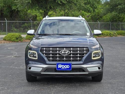 2024 Hyundai VENUE Limited